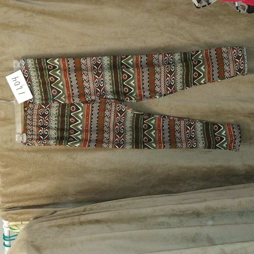 Women's leggings by Chandly size 1X